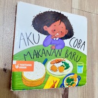 Image of Aku coba makanan baru.